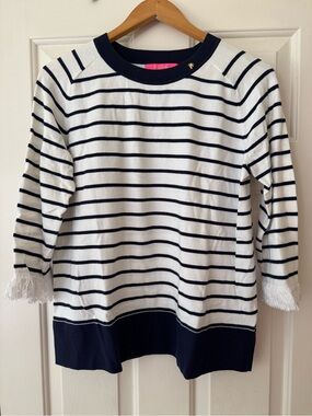 Lilly Pulitzer Navy and White Striped Knit Top 3/4 Sleeves with Pink Label